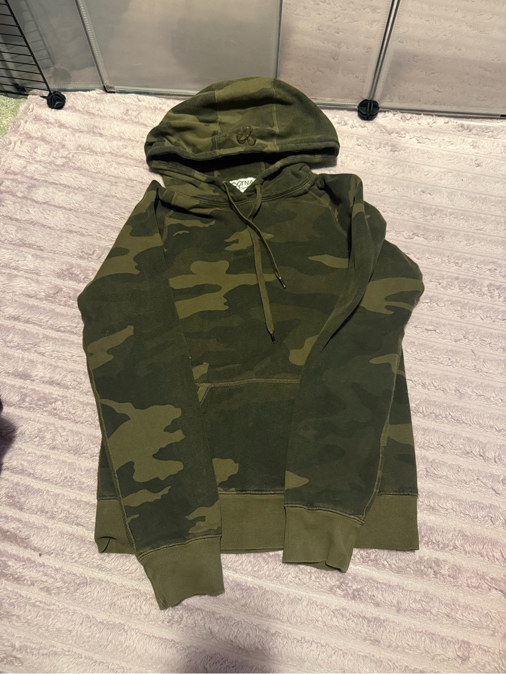 TNA Camo pullover